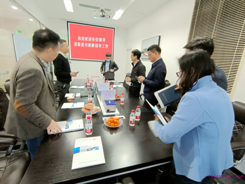 廈門市副市長黃曉舟一行蒞臨南光高科考察調研