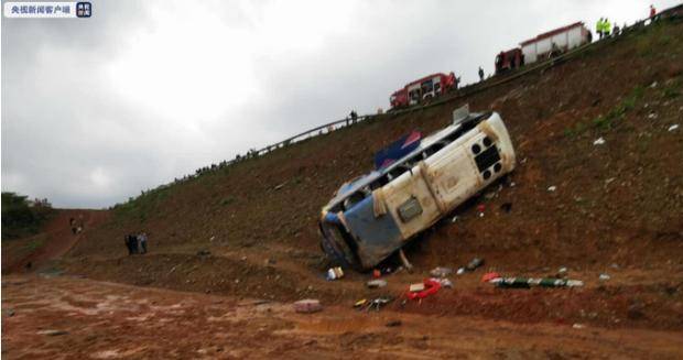 突發(fā)！江西景德鎮(zhèn)發(fā)生客車側翻事故已致6死12傷